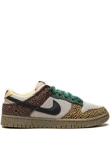 Dunk Low Safari Golden Moss Sneakers