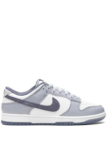 Dunk Low Light Carbon Sneakers
