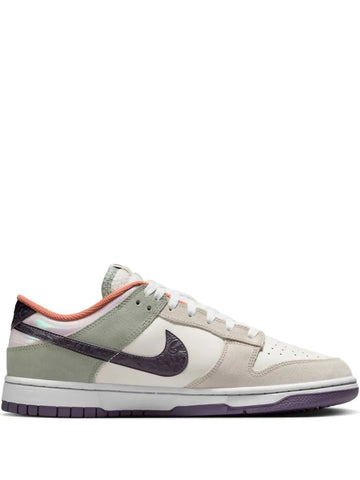 Dunk Low Nola Sneakers