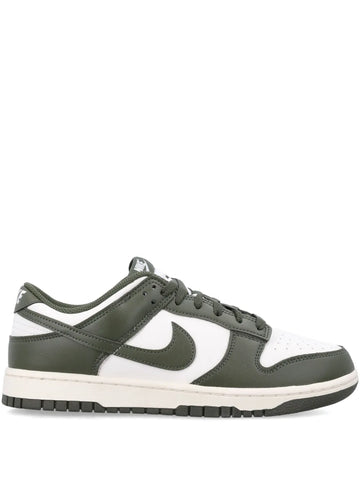 Dunk Low Retro Sneakers