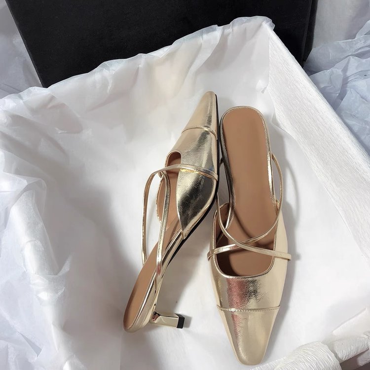 Women's Silver Closed Toe Mule Slides 2025 Summer New British Style Chunky Heel Lazy Slip-on Sandals